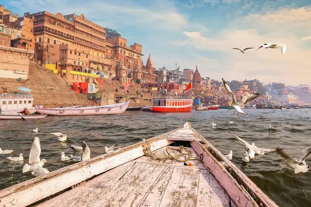 best travel agents in Varanasi